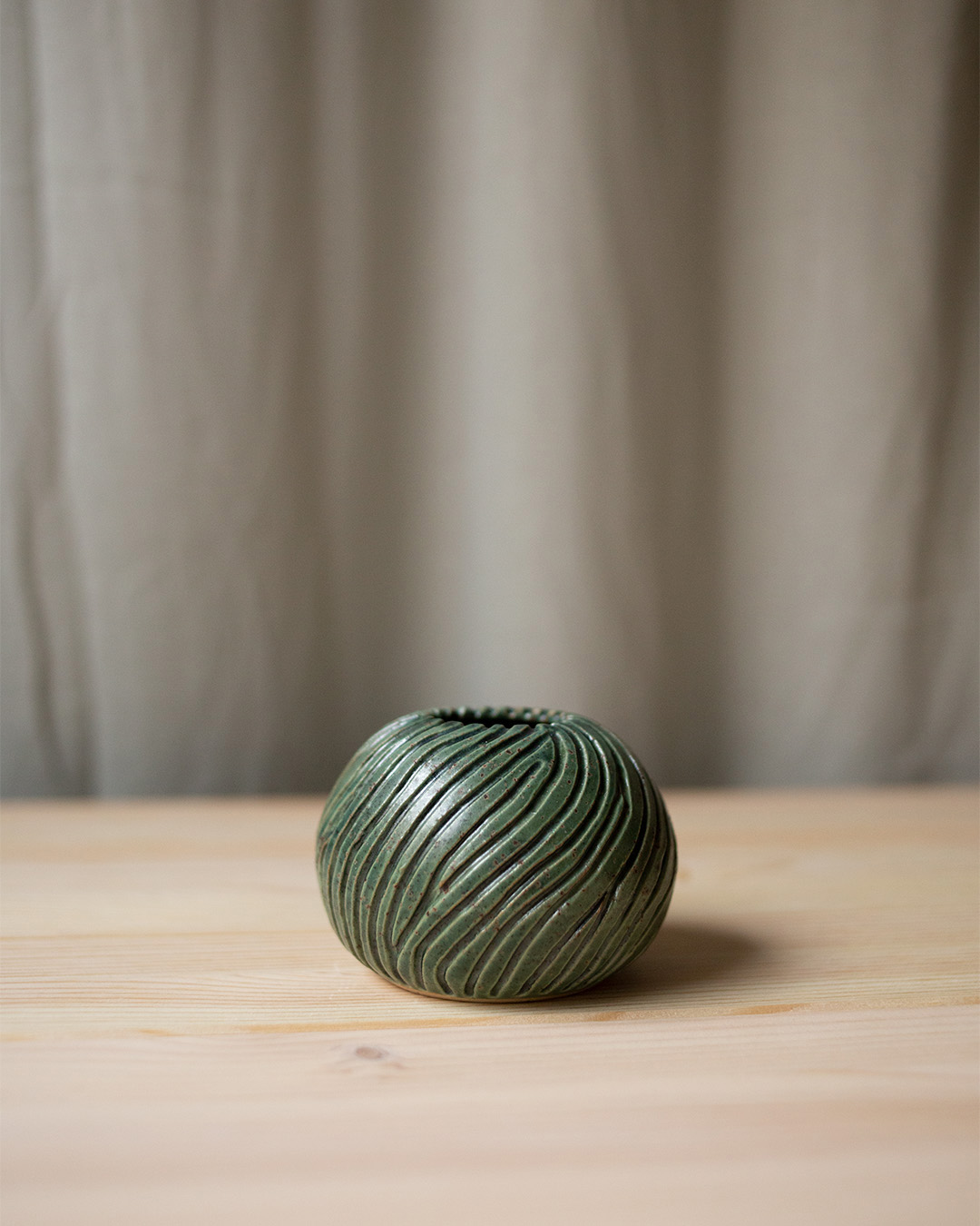 Vase – Havsanemon II by Emelie Zetterberg